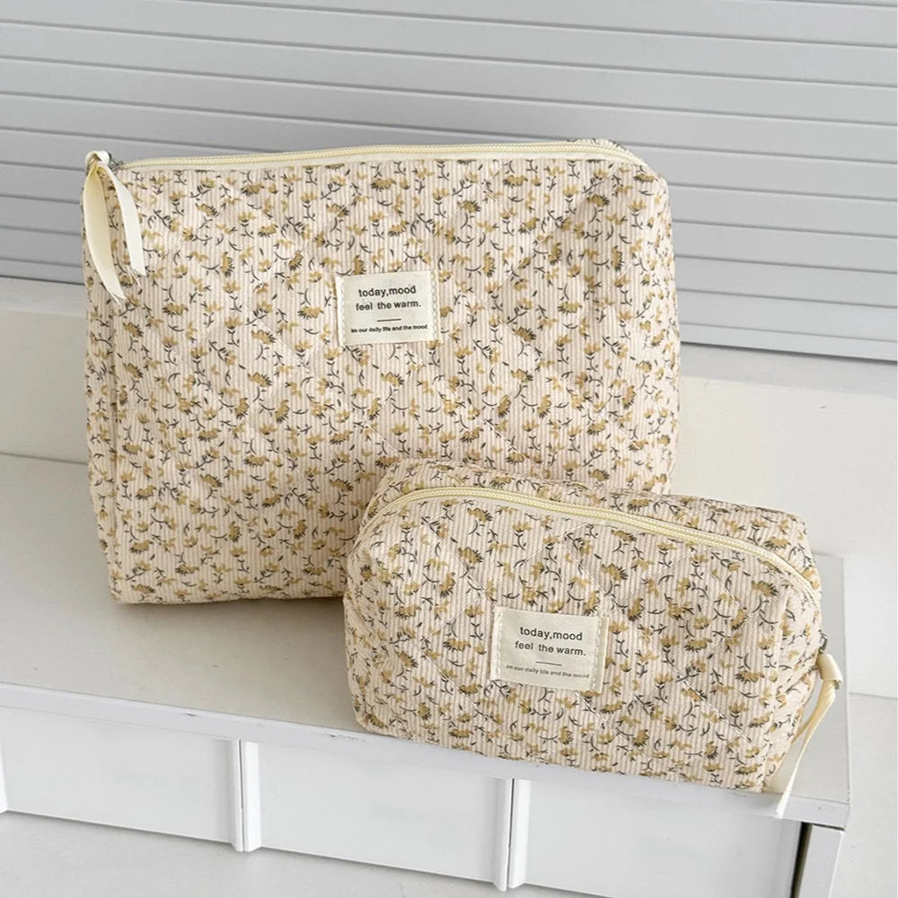 Wholesale Vintage Women Floral Print Cosmetic Pouch Handbag Travel Orgainzer Make Up Storage Bag Large Capacity Quilted Bag