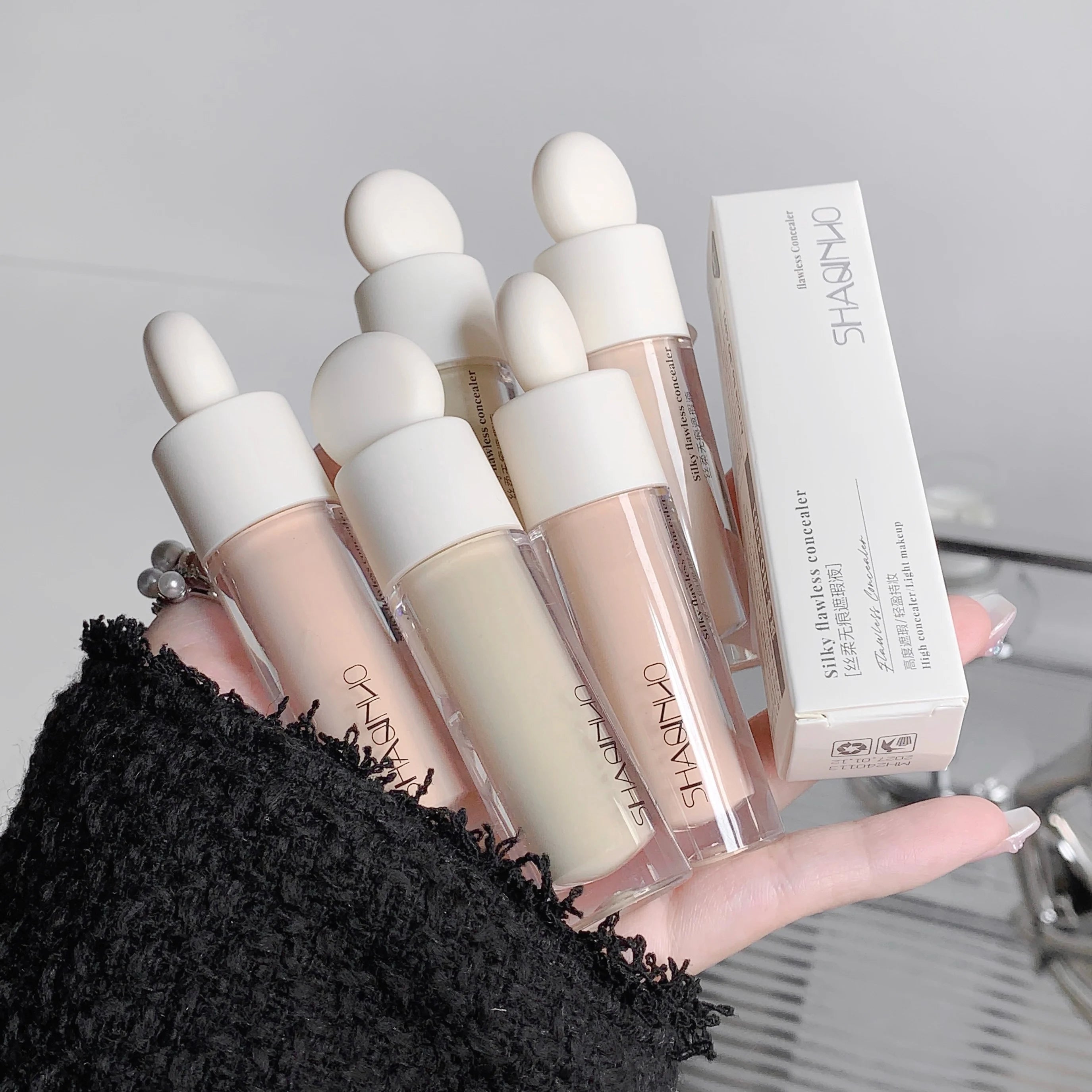 Flawless Finish Liquid Concealer Full Coverage for Blemishes Dark