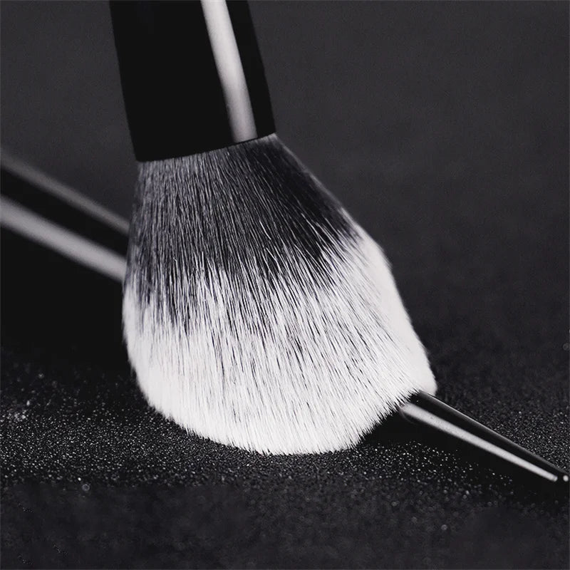 Kat Von D Makeup Brush Foundation Blush Highlight Concealer Powder