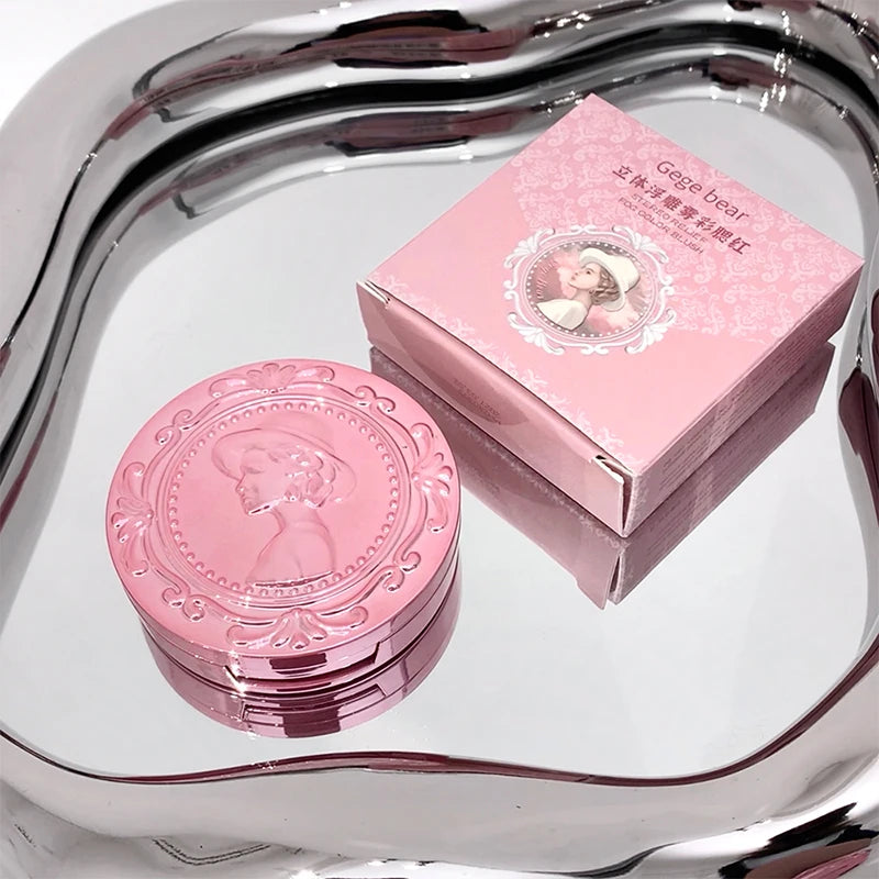 Three dimensional relief mist Color blush natural tender delicate hold