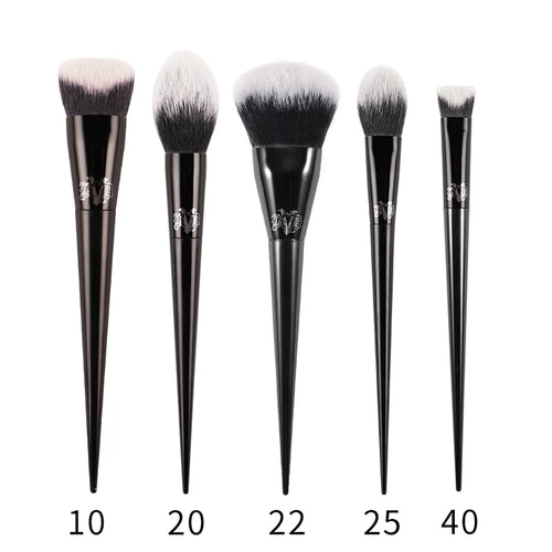 Kat Von D  Makeup Brush Set & Kit Foundation Blush Highlight Concealer