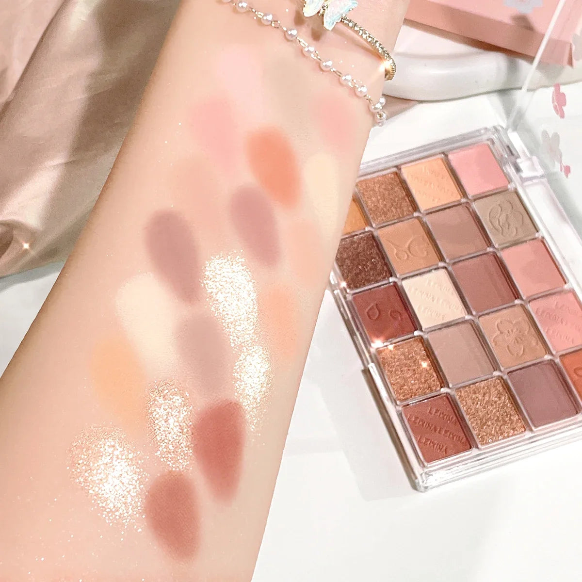 20-Color Eyeshadow Palette – Shimmer & Matte, Highly Pigmented,