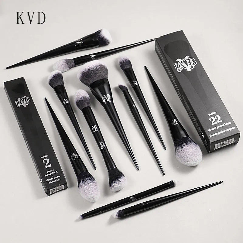 Kat Von D  Makeup Brush Set & Kit Foundation Blush Highlight Concealer