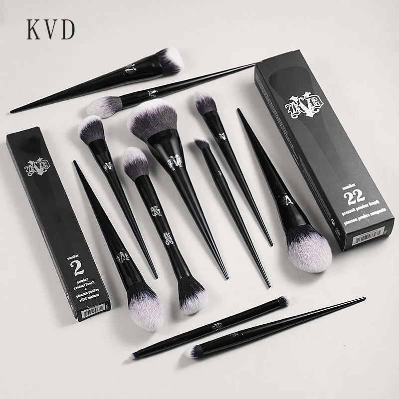 Kat Von D  Makeup Brush Set & Kit Foundation Blush Highlight Concealer