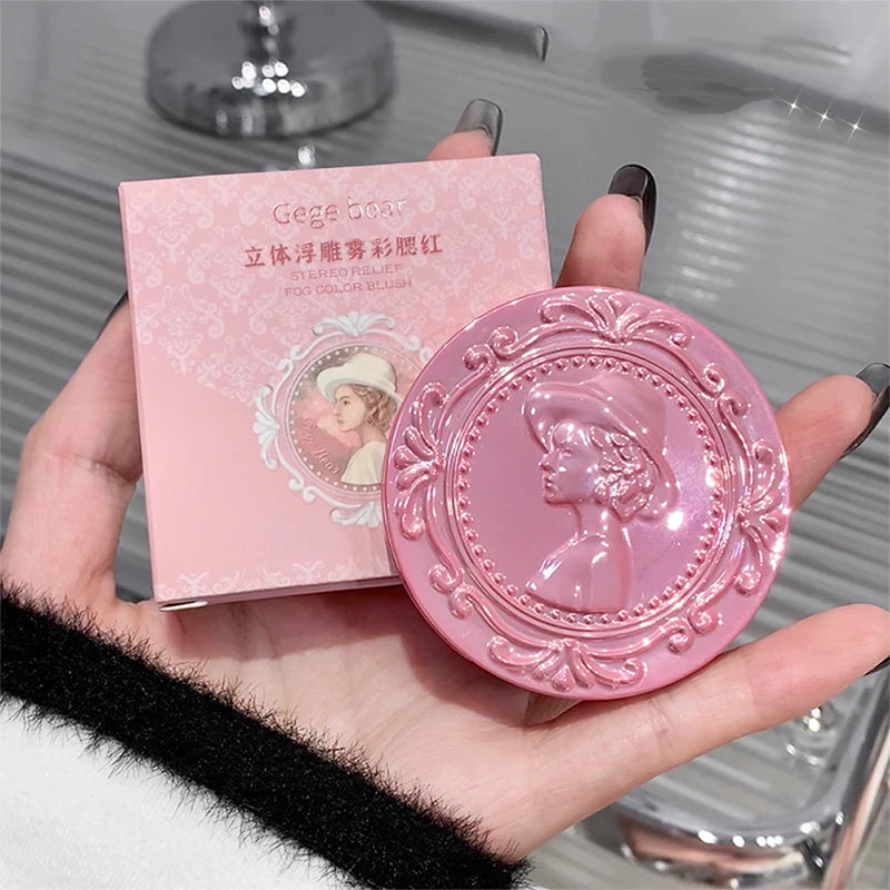 Three dimensional relief mist Color blush natural tender delicate hold