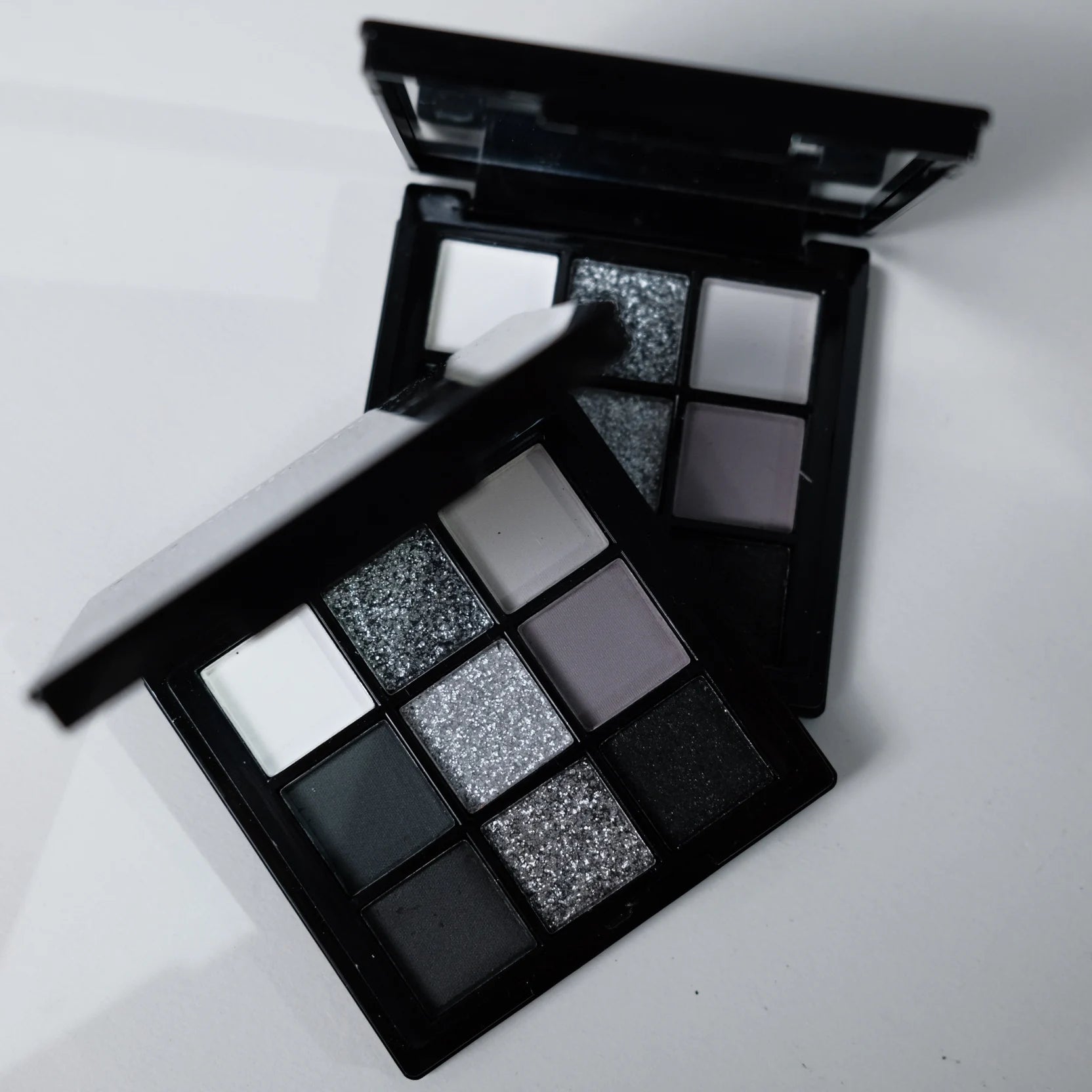 9 Colors Eye shadow Palette, Dark Black Grey Silvery Color Shimmer