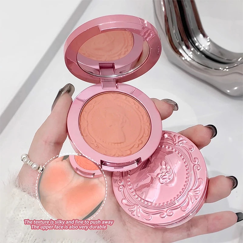 Three dimensional relief mist Color blush natural tender delicate hold